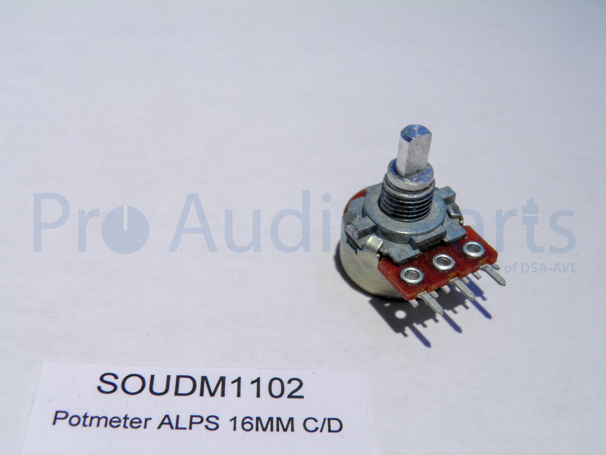DM1102 - Potmeter 10KB 16MM D-Shaft (S) C/D