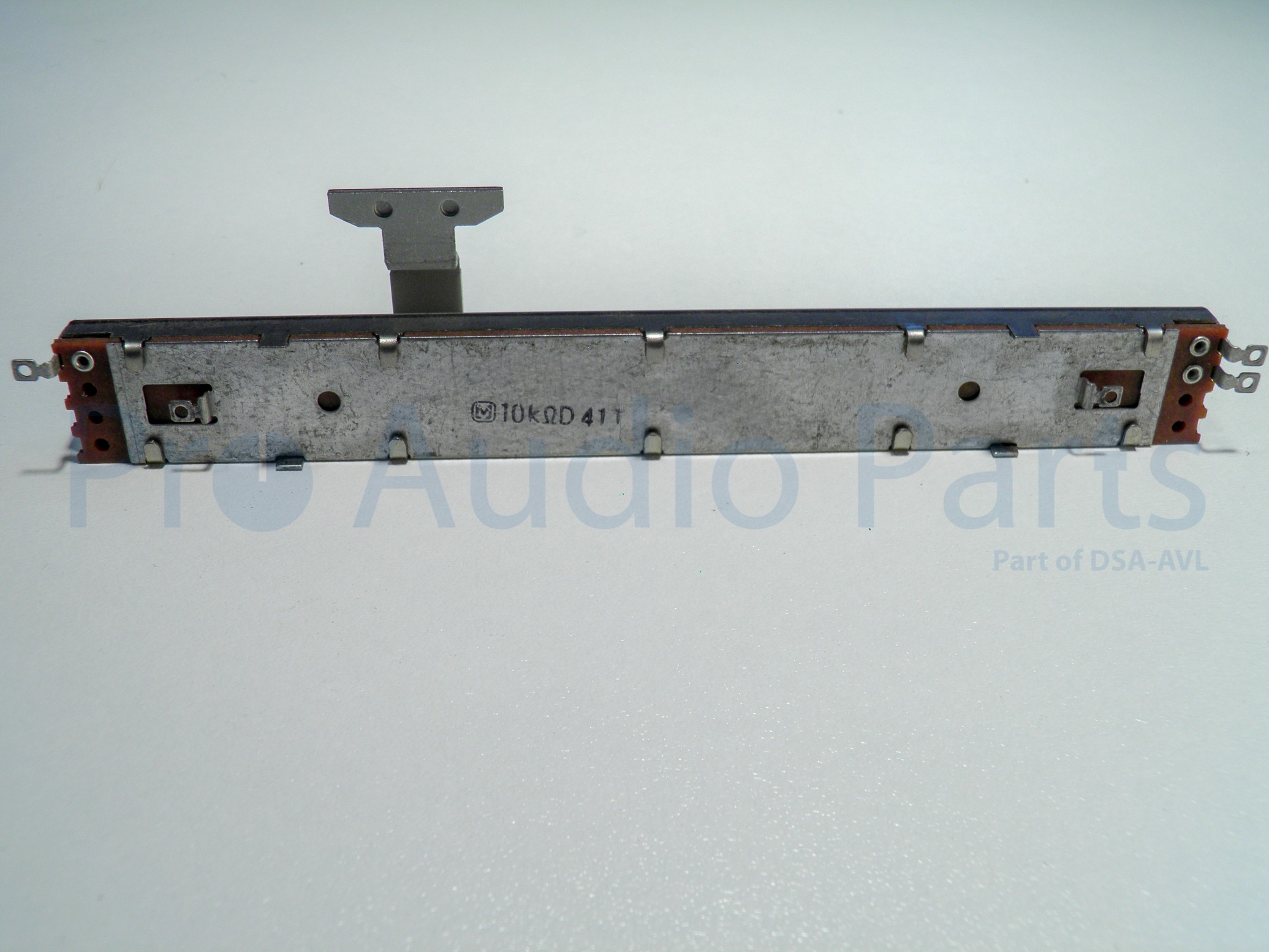 DD0428 - Fader 10KA 100MM Angled T-Shaft - Image 3