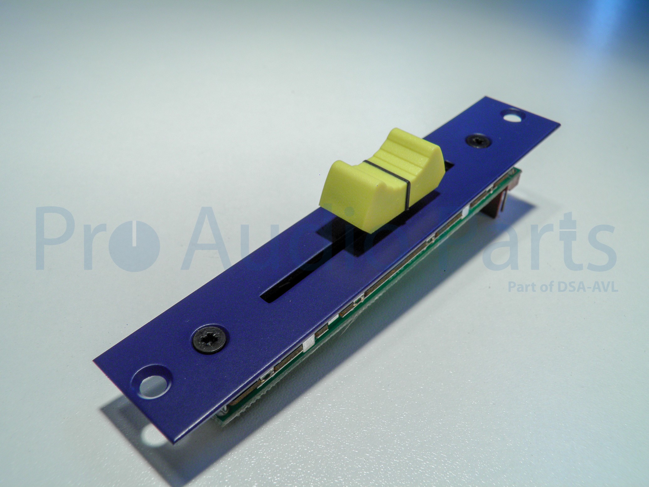 RS4680 - Spare crossfader assembly - Image 3