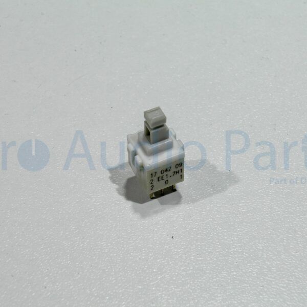 Dateq Switch Latching