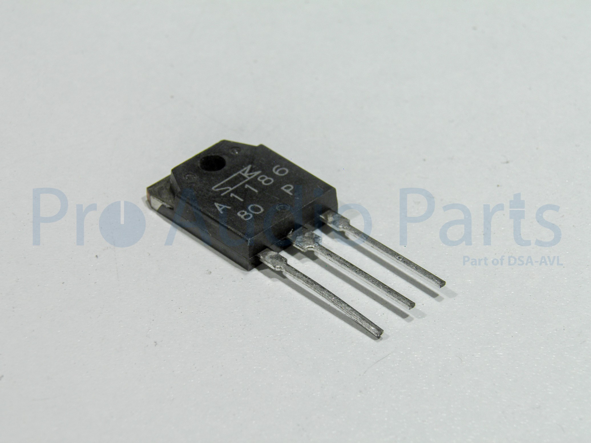 Transistor 2SA1186 Crown part no C8573-5 o.a.  800CSL, Crown, CT-1600, CT-1610, CT-200, CT-210, CT-410, CT-800, CT-810, MA-1200, MA-1202, MA-2400, MA-600, MA-602, MT-1200, MT-2400, MT-600, PB2, PT 2.1