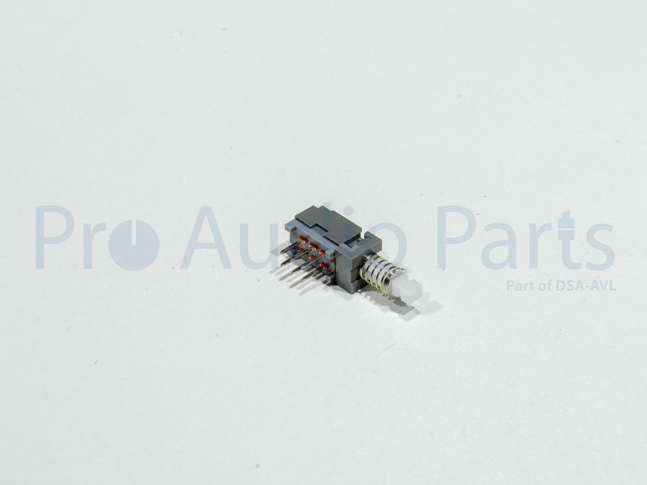 Mini In/Out DPDT Switch (6 Pin) E-Switch 2 x om o.a. DBX 160A / 286A / 286s / 376 / 442 / 480 / 480R / 481 / 482 / 504X JBL EON10-G2 / EON15-G2 / LSR4300 / LSR4312SP / LSR4326P / LSR4328P / Soundzone Z21S / Soundzone Z32S Lexicon Omega