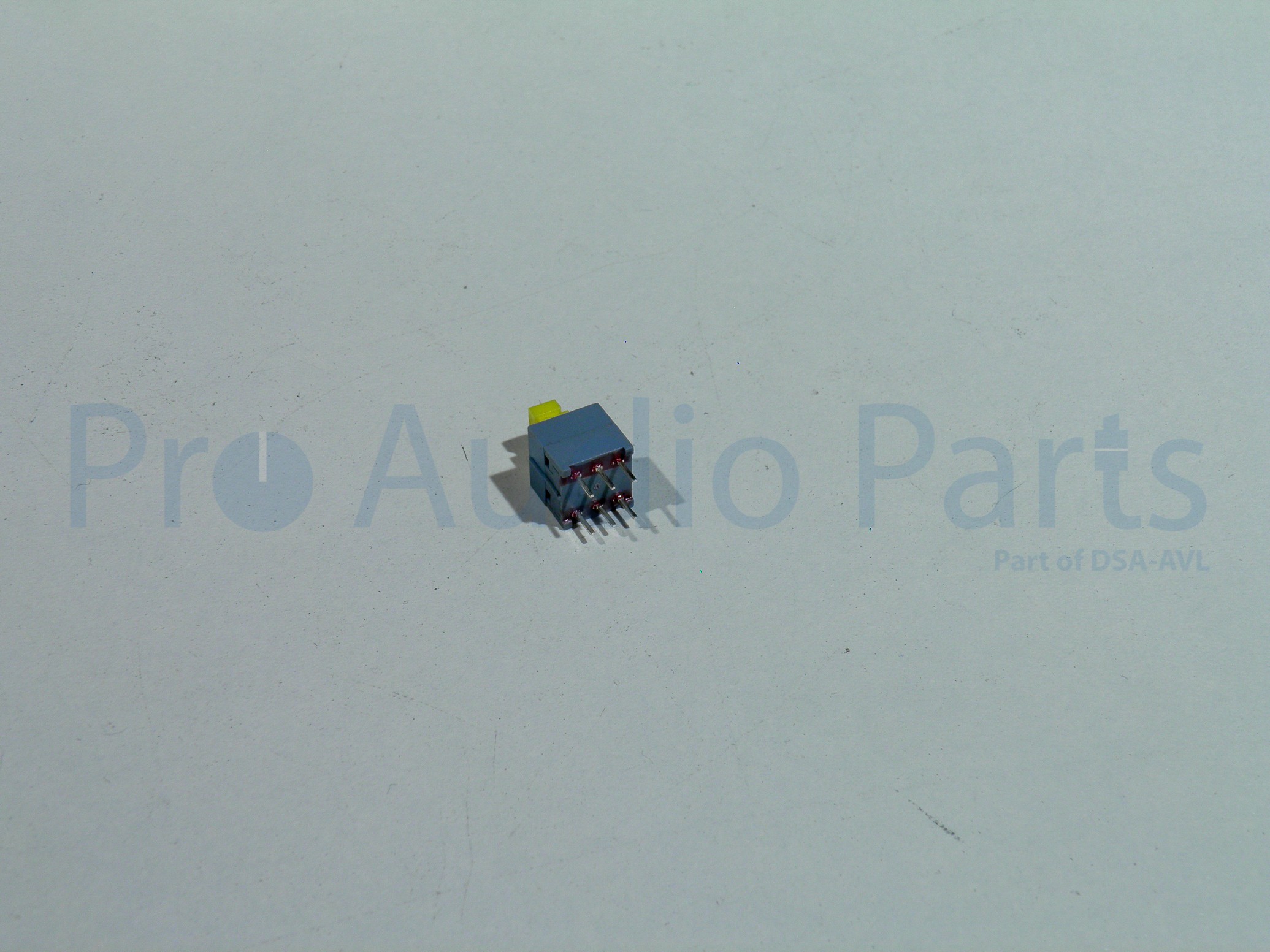 switch latching 2xom dptd square Midas part nummer SWT01-JPS2LCV