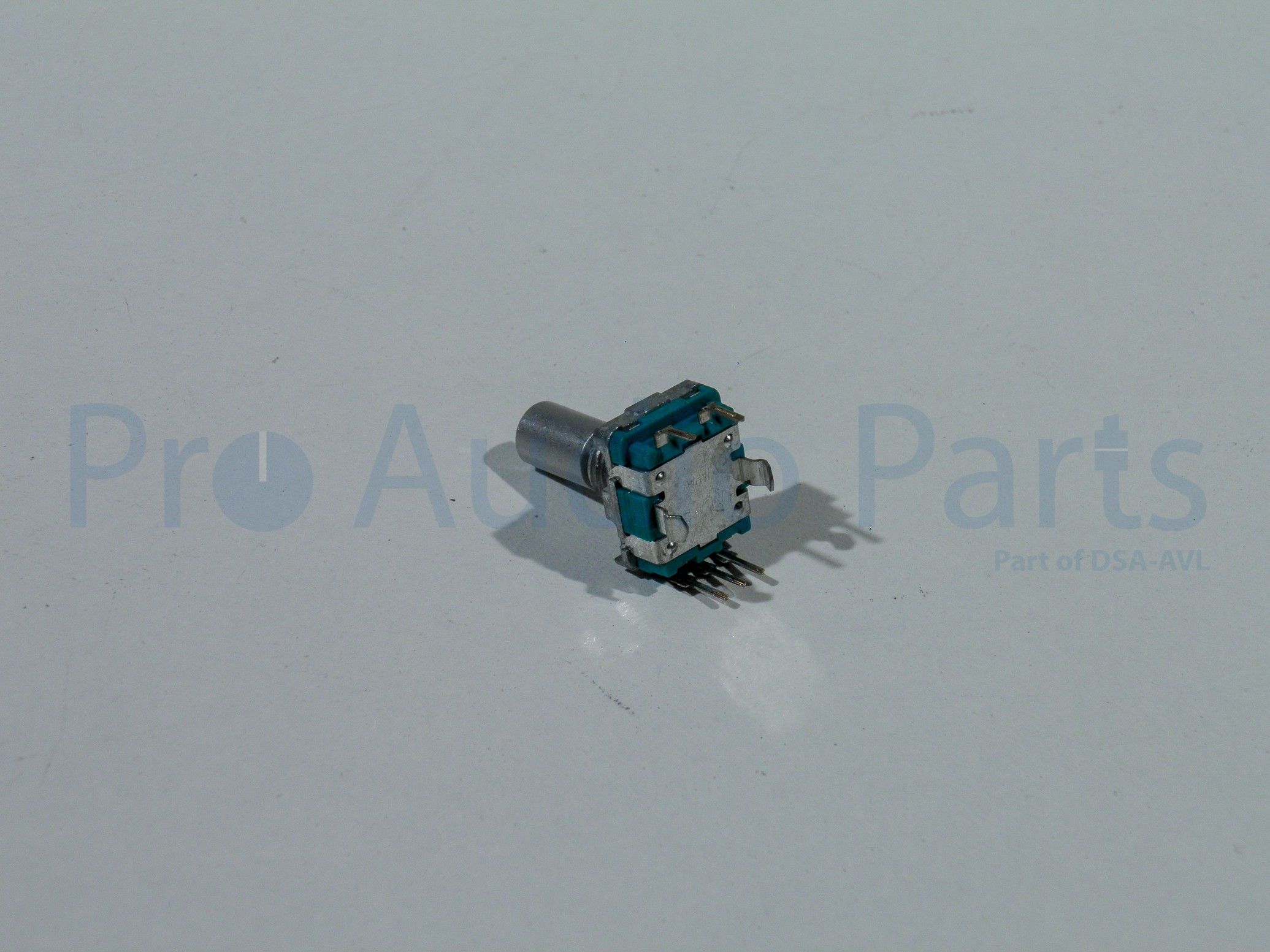 DM10023 - Encoder + Push Switch