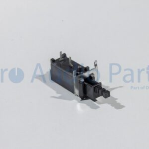 V3127000 – Yamaha 01V96 powerswitch